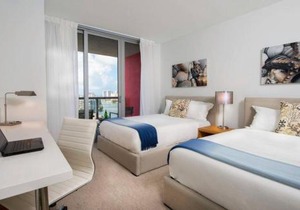 Stunning 1 Bedroom Bay Front Apt w/ Breathless View 1909B