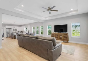 Stunning 4BR 3BA Cottage Heated Pool 5 Min to Beach