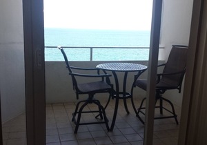 Stunning One Bedroom Apartment ON THE BEACH With Gorgeous Direct Ocean Views