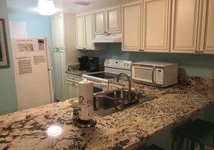 Sugar Beach 1st floor, Unit 132, 2BR/2BA, Side Gulf View, 3 Pools, 1 Kiddie Pool