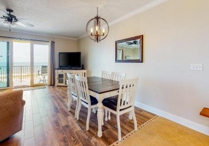 Summerhouse 402