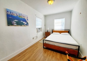 Sunny 2BR Apt nr Wynwood,Midtown & Design District