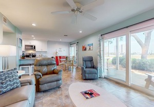 Sunny condo with lake views, outdoor pool, fast WiFi, tennis & central AC