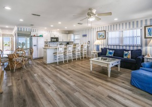 Sunset Villas 3 Million $ VIEWS|2 Balconies|BBQ|pool|Beachfront