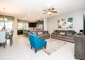 Super Nice 4 Bed Splash Pool Townhome in Solara Resort
