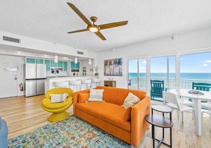 Top-floor, oceanfront condo with balcony