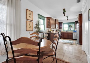 Tranquil Avondale Home, Walkable to Food & Shops!