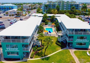 Tropic Terrace Suite #23 - Beachfront Rental