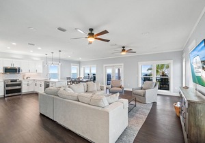Twin Palms: 4 Bedroom Beachfront Home on North Cape- Sleeps 12 and Pet Friendly!