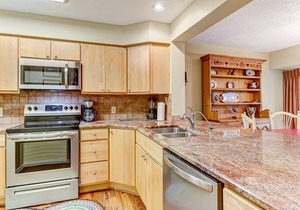 Two-Floor Beachwood Villa in Gated Amelia Island Resort!