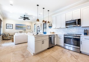 Two Golf Carts ~ Golf Course Views ~ Community Pool