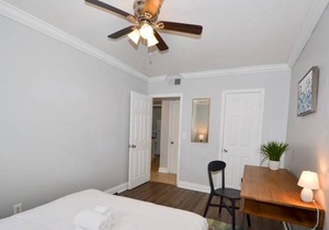 Unique & Green 2BR with Parking by Tampa's Virginia Park