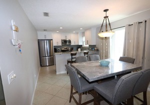 Updated Beachside Condo! 2 Balconies, Grill, FREE Parking & FREE Activities! ~ 6 Pipers Nest