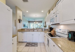 Upgraded Greenlinks Golf Villas Condo | All-New Appliances | Luxe Pool & Spa