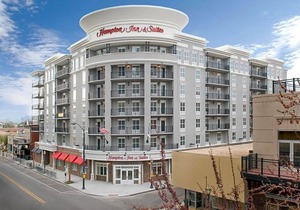 2-Star Hotel ∙ Hampton Inn & Suites Mobile - Downtown Historic District