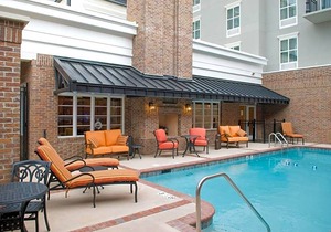 2-Star Hotel ∙ Hampton Inn & Suites Mobile - Downtown Historic District