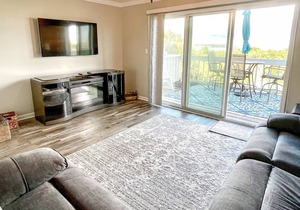 Water-View Haven - Shared Pool, Central AC, Washer & Dryer, High-Speed WiFi