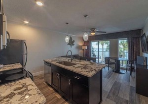 Waterfront Condo - Sunset View of Tampa Bay