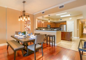 Waterfront & Family Friendly, Gourmet Kitchen, Huge Balcony, Pool, FREE Activities! ~ 304 Bay Harbor