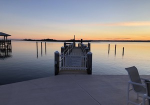 Waterfront Sanctuary/ plus use of 2 Kayaks...FREE!