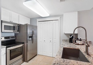 Waterscape B104 ~ Ground Floor ~ Pools, Lazy River & More!