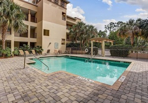 Wonderful Home Close to Beach w/Shared Pool, Free WiFi, Central AC, W/D