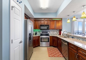 "Your Happy Place"nOceanfront white sand beach views at luxury condo in Navarre