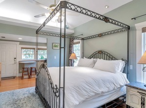 Bay Clearwater | Historic Old Northeast