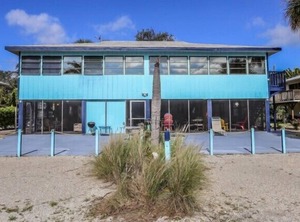 Anchorage Villa B | Mid Island
