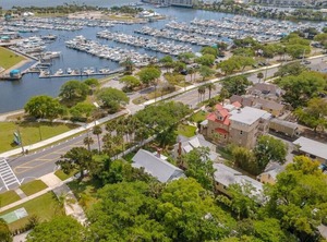 The Foxtail Estate | South Beach Street Historic District