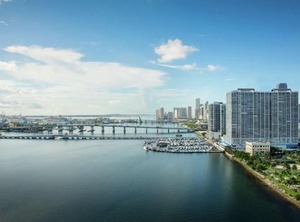 Doubletree | Downtown Miami