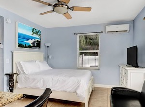 Downtown Delray Yard | Highland Park Delray