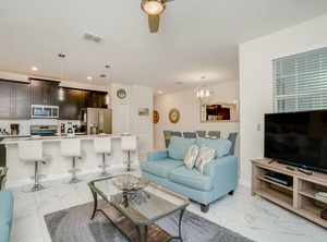 Paradise Townhome | Davenport