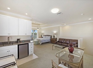 Leeward Court | Marco Island