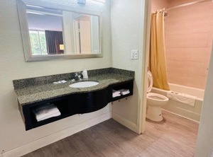 Rodeway Inn | Silver Springs