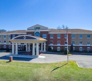 Holiday Inn Express Hotel Talladega 