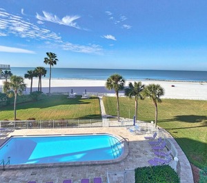Lighthouse Pointe 