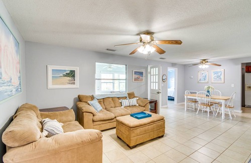 Keystone Heights Cottage | 104 m² Cabin ∙ 3 bedrooms ∙ 6 guests