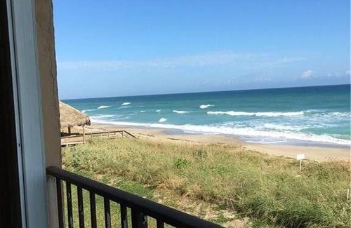 Hutchinson Island South Condo | 107 m² Condo ∙ 2 bedrooms ∙ 4 guests