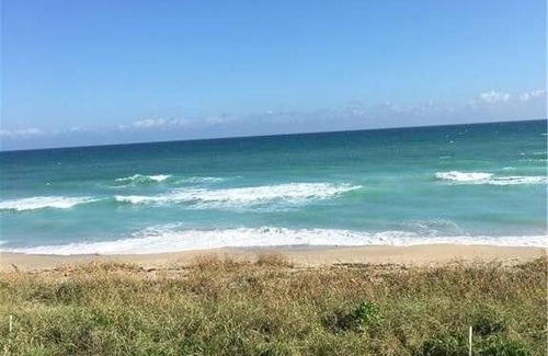 Hutchinson Island South Condo | 107 m² Condo ∙ 2 bedrooms ∙ 4 guests