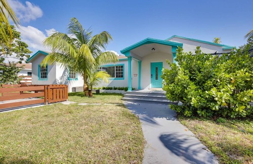 Royal Poinciana Cottage | 111 m² Cabin ∙ 3 bedrooms ∙ 6 guests