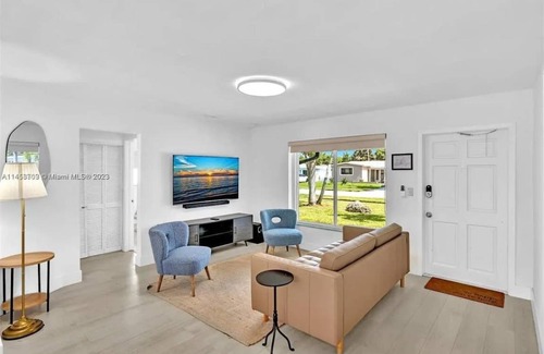 Sunset House | 112 m² House ∙ 3 bedrooms ∙ 6 guests