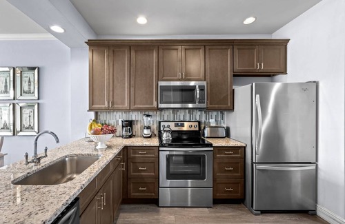 Naples Condo | 116 m² Condo ∙ 2 bedrooms ∙ 6 guests