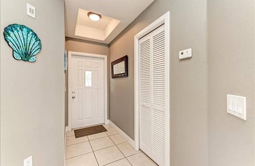 Bradenton Beach Condo | 118 m² Condo ∙ 3 bedrooms ∙ 6 guests