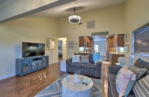 South Sarasota Cottage | 120 m² Cabin ∙ 2 bedrooms ∙ 5 guests