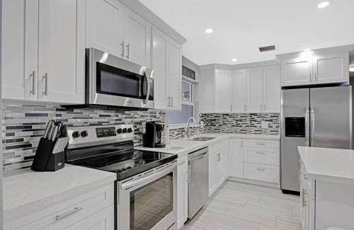 Davie House | 121 m² House ∙ 3 bedrooms ∙ 6 guests