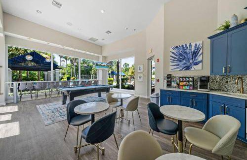 Westchase Apartment | 126 m² Apartment ∙ 3 bedrooms ∙ 10 guests