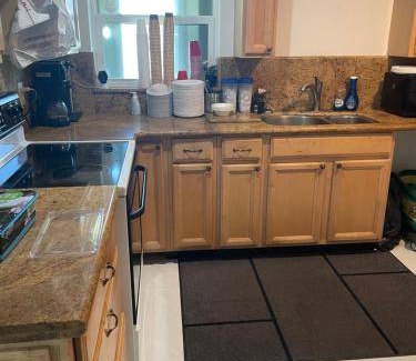 Sandalfoot Cove Bed & Breakfast | 13 m² Bed and breakfast ∙ 2 guests