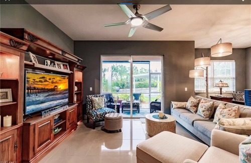Majestic Palms Condo | 130 m² Condo ∙ 3 bedrooms ∙ 6 guests