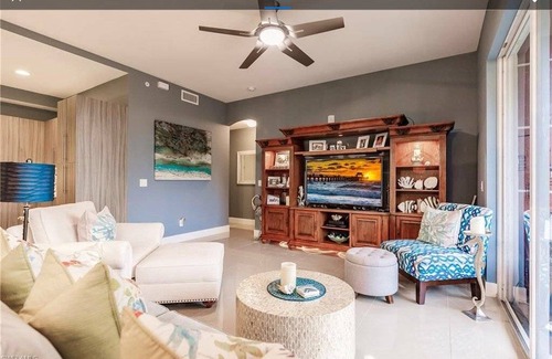 Majestic Palms Condo | 130 m² Condo ∙ 3 bedrooms ∙ 6 guests